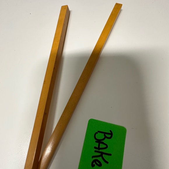 Vintage Bakelite 10” Chopstix- a pair - Picture 3 of 3